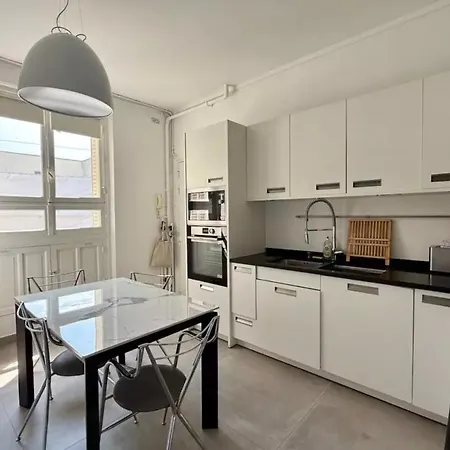 Superbe 3br Gros Cailloux Av Rapp Tour Eiffel Appartement Paris