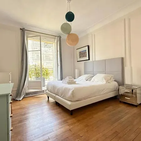 Superbe 3br Gros Cailloux Av Rapp Tour Eiffel *
