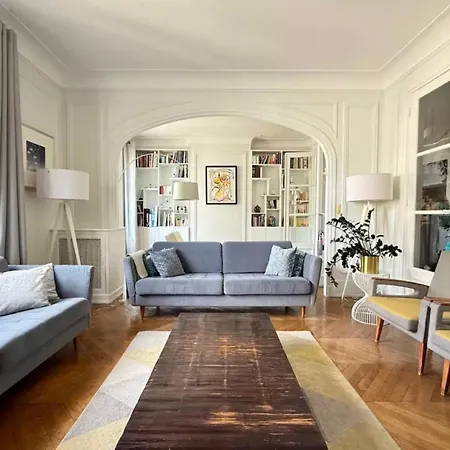 Superbe 3br Gros Cailloux Av Rapp Tour Eiffel Appartement Paris