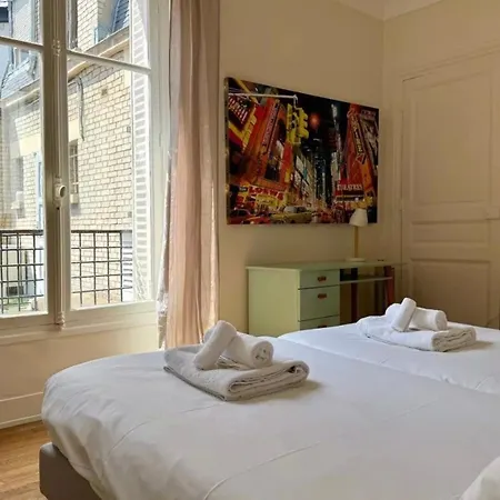 Superbe 3br Gros Cailloux Av Rapp Tour Eiffel Appartement
