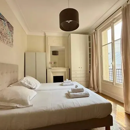 Superbe 3br Gros Cailloux Av Rapp Tour Eiffel * Paris